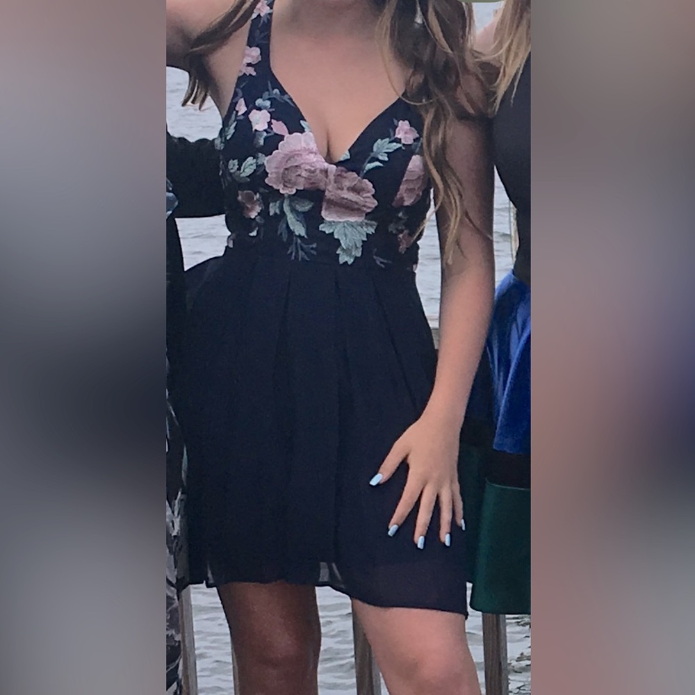 Juniors semi formal dress. Size 7